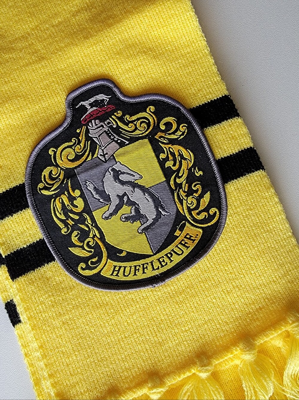 NWT Harry Potter Hufflepuff Knit Scarf - Yellow & Black with Crest House Patch